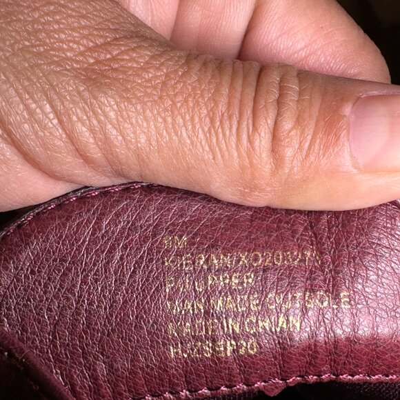 XOXO Women’s Burgundy Victorian Lace-Up Booties Size 9 Croc Embossed - Picture 9 of 10